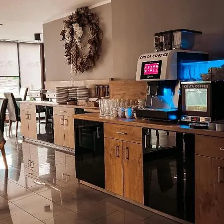 Seven - Katowice ホテル 4*