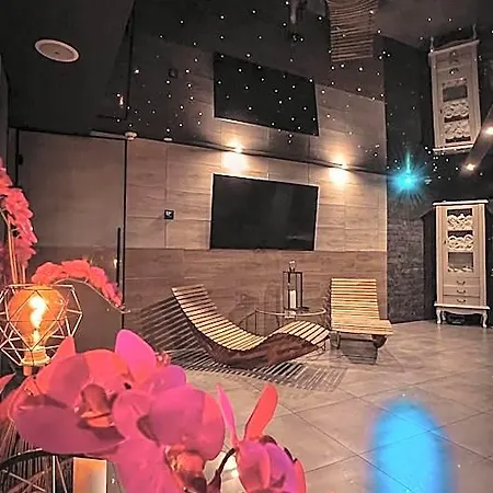 Seven - Katowice Hotel